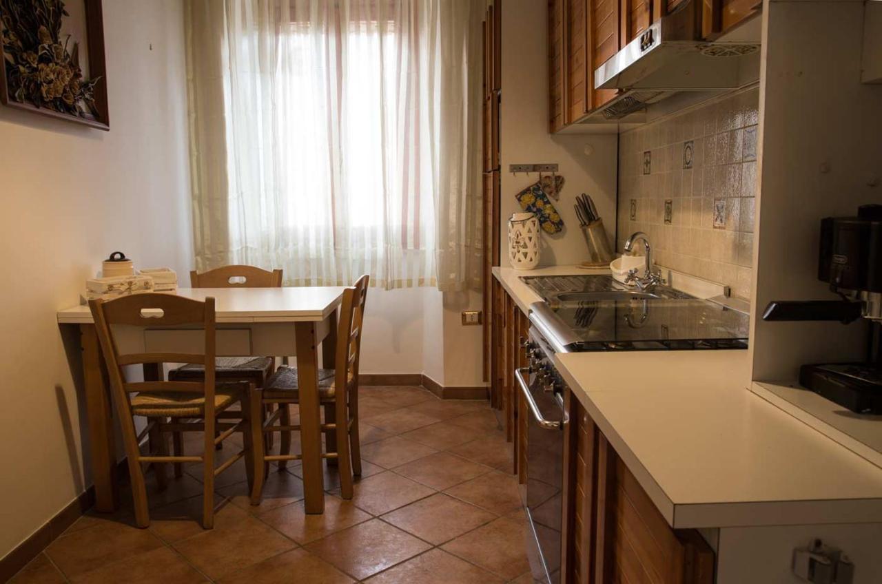 Le Pinelle Bed & Breakfast Terni Eksteriør bilde