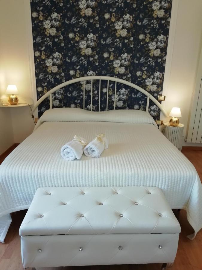 Le Pinelle Bed & Breakfast Terni Eksteriør bilde